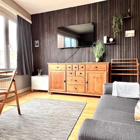Апартаменты Getaway For 2 Center & Within Walking Distance *